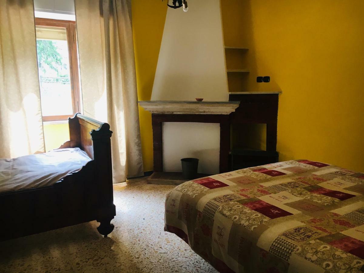 B&B Calecatine Rocca di Botte Kültér fotó